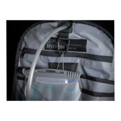 Icon Speedform Backpack -Biker outfit icon speedform backpack 4