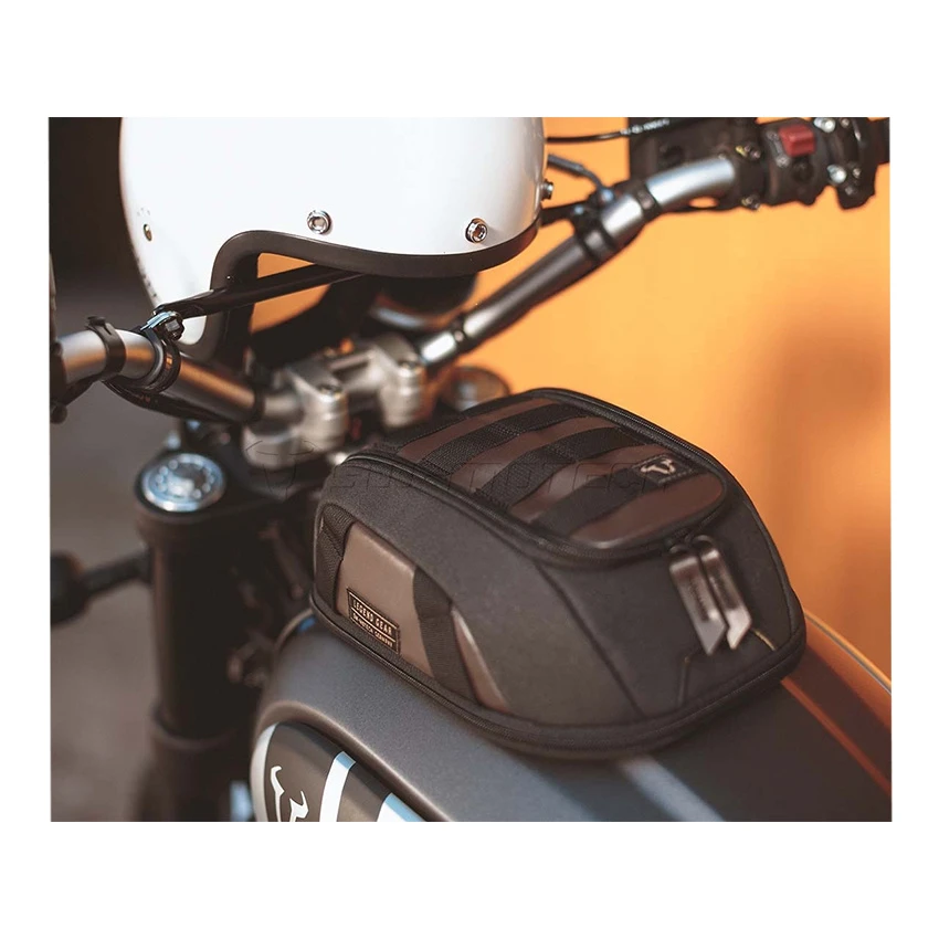 Legend Gear By SW-Motech Magnetic Tank Bag LT1 6 Legend Gear By SW-Motech Magnetic Tank Bag LT1 - Afbeelding 4