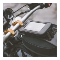 Legend Gear By SW-Motech Smartphone Bag LA3 7 Legend Gear By SW-Motech Smartphone Bag LA3 -Biker outfit legend gear by sw motech smartphone bag la3 2