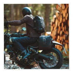 Legend Gear By SW-Motech Tail Bag LR1 7 Legend Gear By SW-Motech Tail Bag LR1 -Biker outfit legend gear by sw motech tail bag lr1 2