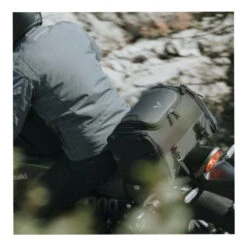 SW-Motech Tail Bag Ion M 8 SW-Motech Tail Bag Ion M -Biker outfit sw motech tail bag ion m 2